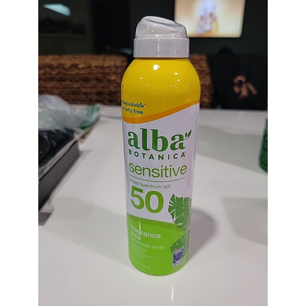 Alba Botanica - Sunscreen Spray Sensitive Formula Spf 50  5 Fl Oz New B9